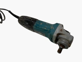 radial makita ga4530r