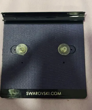 Pendientes Swarovski  Plateados con circonitas.