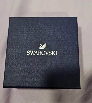 Pendientes Swarovski  Plateados con circonitas.