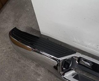 Nissan 385677 paragolpes trasero 85014vk401 pickup