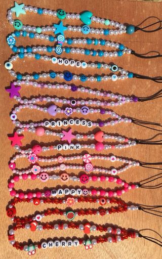 Pulsera hecha a mano con cuentas