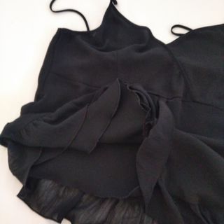 Top negro tirantes volantes talla 42