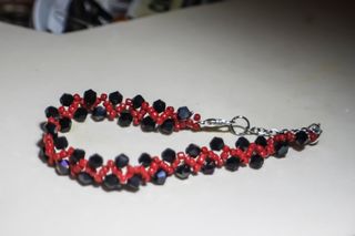 Pulsera de cristal austriaco roja y negra