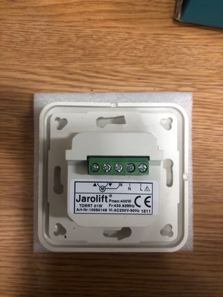 4 Mecanismo persiana Jarolift + mando