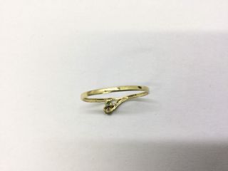 anillo oro 18k con piedra con circonita