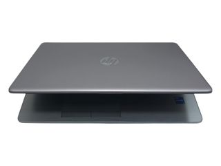 pc portatil hp 250 g8