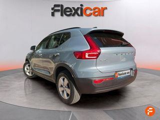 Volvo XC40 1.5 T2 Momentum Pro