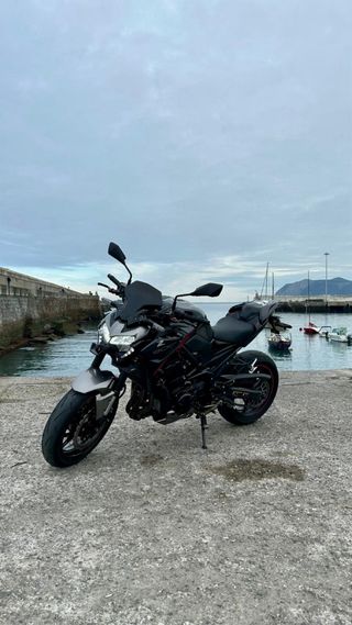 KAWASAKI Z900 FULL
