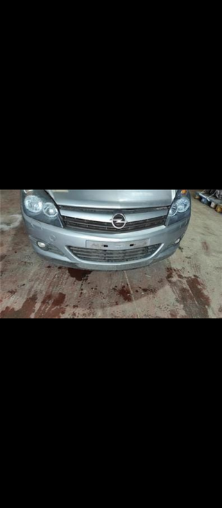 Paragolpes delantero gris plomo Opel Astra GTC