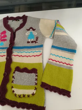 Cárdigan de punto bordado multicolor