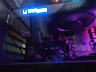 RTX 4070 Super Eagle 12GB Tarjeta Gráfica