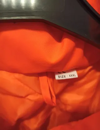 Chaqueta de trabajo 3M con banda reflectantes.