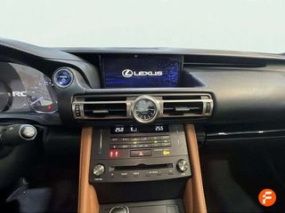 Lexus RC 2.5 300h Executive Navigation