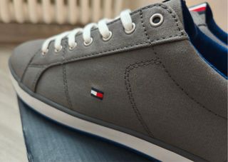 Scarpe Tommy Hilfiger grigie e blu