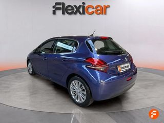 Peugeot 208 5P ALLURE 1.2L PureTech 81KW (110CV) S&S