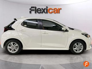 Toyota Yaris 1.5 120H Business Plus