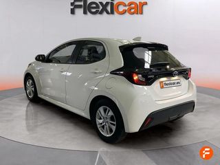 Toyota Yaris 1.5 120H Business Plus