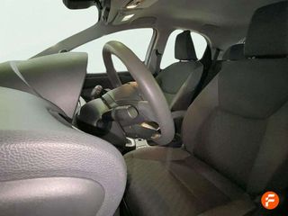 Toyota Yaris 1.5 120H Business Plus