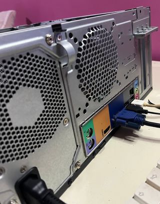 Torre Acer Veriton i5 7ª Gen 8GB 500 SSD