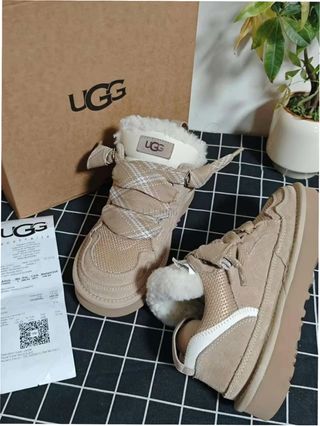 Stivali UGG Beige Taglia 39