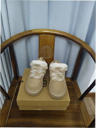 Stivali UGG Lowmel Beige Taglia 38