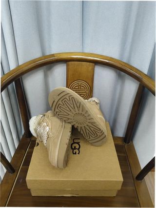 Stivali UGG Lowmel Beige Taglia 38