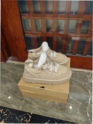 Stivali bassi UGG beige taglia 40