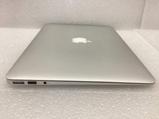 portatil apple apple macbook air core i7 1.7 13 (2014) (a1466)