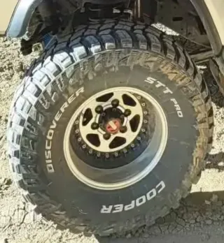 Neumático Cooper Discoverer STT PRO 33x12.5R15