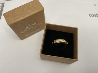 anillo oro 18k con piedra con circonita