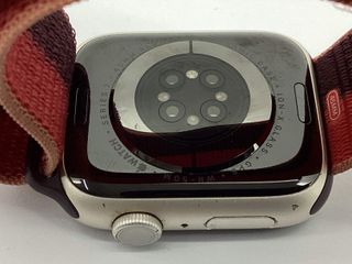 apple watch series 7 45mm (gps) titanio