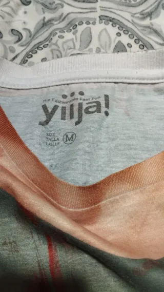 Camisetas mujer S y hombre L, disfraz soldado