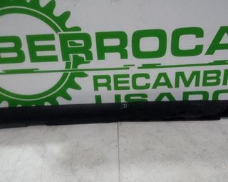 Faldón lateral 5p0853852f seat altea xl 5p5 113726