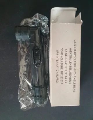 Lanterna Militar MFH Ângulo Cabeça