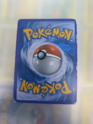 Carta Pokémon Reshiram y zucrom