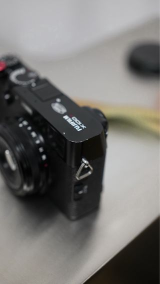 Fujifilm X100VI Negra