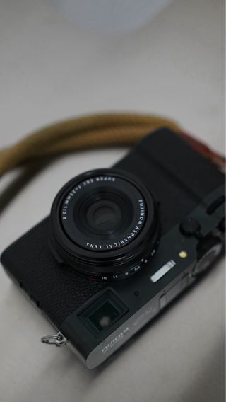 Fujifilm X100VI Negra