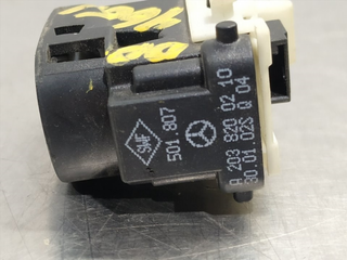 MANDO ELEVALUNAS DELANTERO DERECHO MERCEDES-BENZ