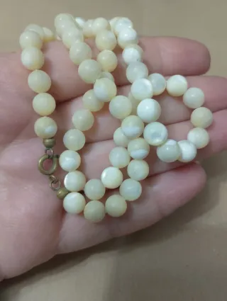 Collana in madreperla