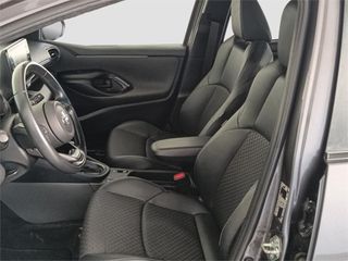 TOYOTA Yaris 5P Style 120H e-CVT