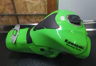 Depósito Kawasaki ZX10R 2024
