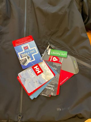 Abrigo 500€ Helly Hansen Motionista Infinity M