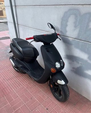 Yamaha Neos 49cc Scooter Automática