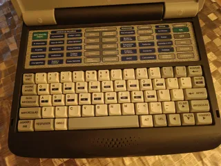 Ordenador BILINGÜE infantil GENIO 5000 de VTECH