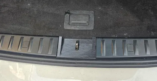 TAPA CERRADURA E91 BMW porton maletero SERIE3