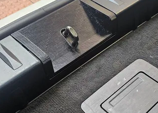 TAPA CERRADURA E91 BMW porton maletero SERIE3