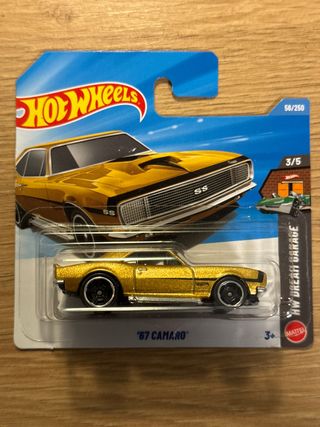Hot Wheels '67 Camaro Dorado