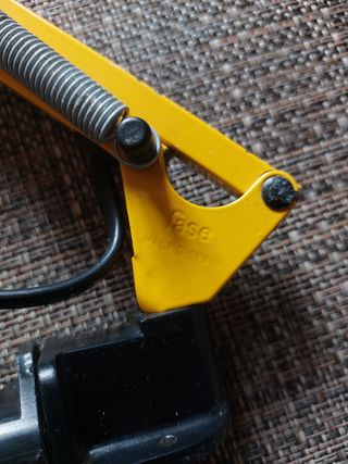 Lámpara Fase extensible amarilla