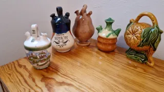 Cantaros de cerámica decorativos