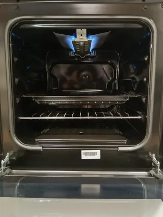 Cocina de gas butano mide 86 x50x50